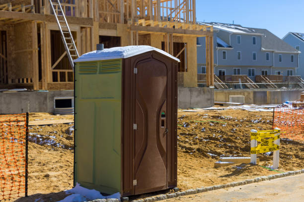 Best Porta potty delivery and setup  in Farmington, MS