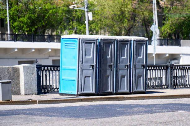 Best Porta potty delivery and setup  in Farmington, MS
